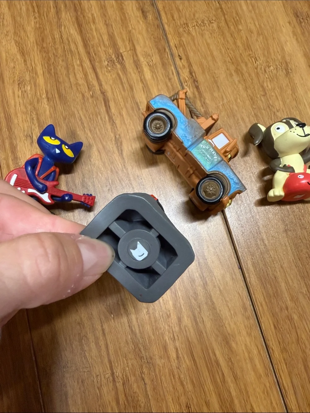Tonies Set of 4 Pete the Cat, Spin, Original Tonie, and Mater